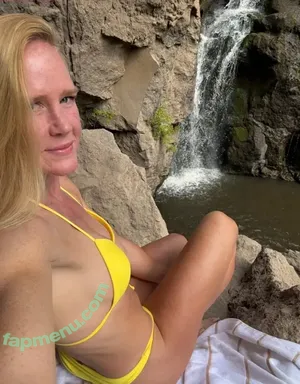 Holly Holm / 951825052 / hollyholm nude photo #0288