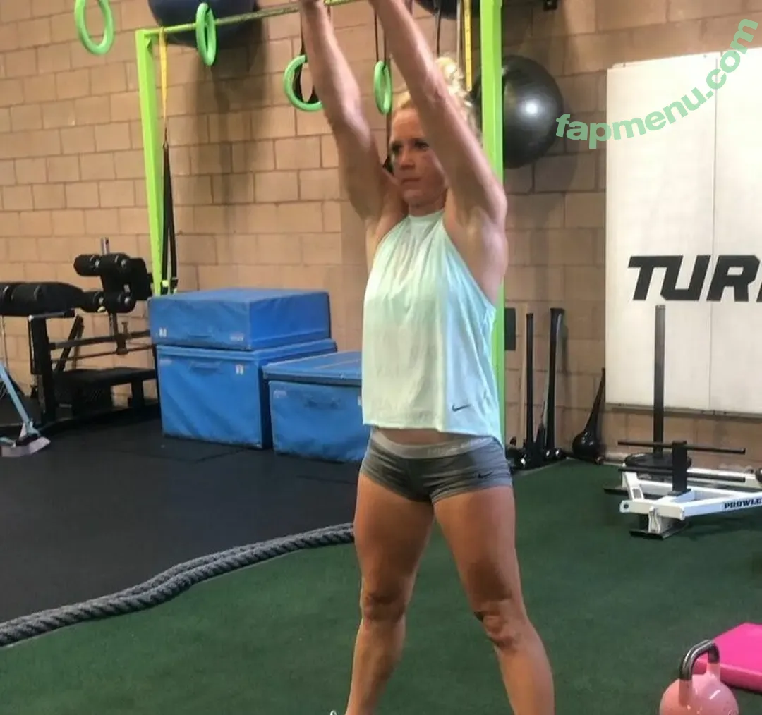 Holly Holm nude photo #0175 (951825052 / hollyholm)