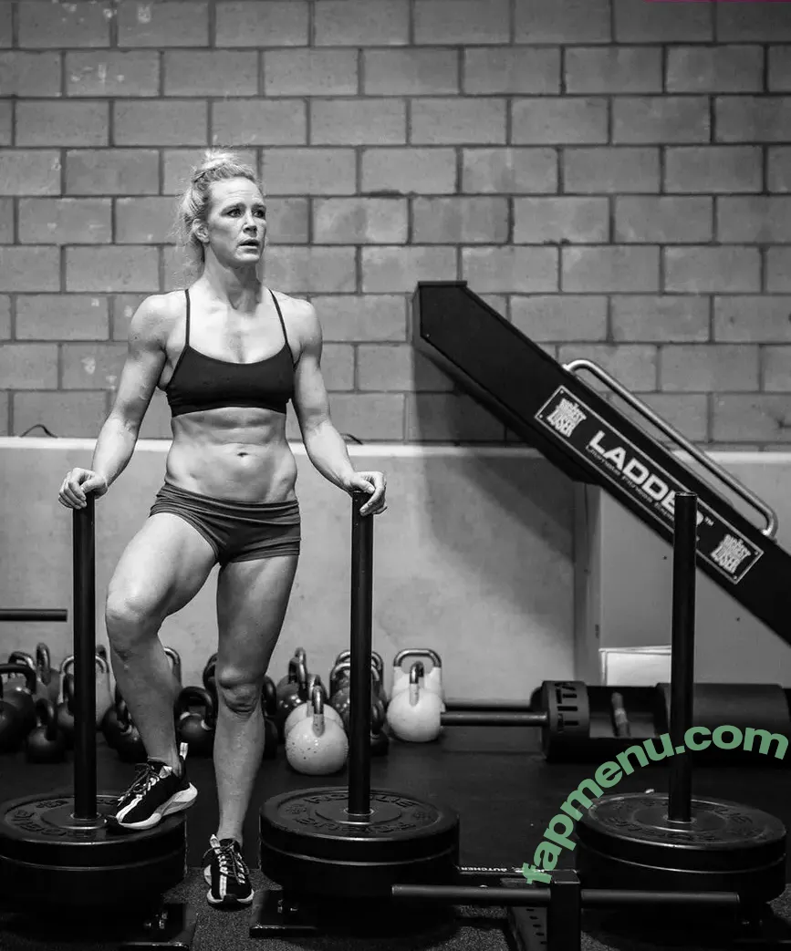 Holly Holm nude photo #0204 (951825052 / hollyholm)