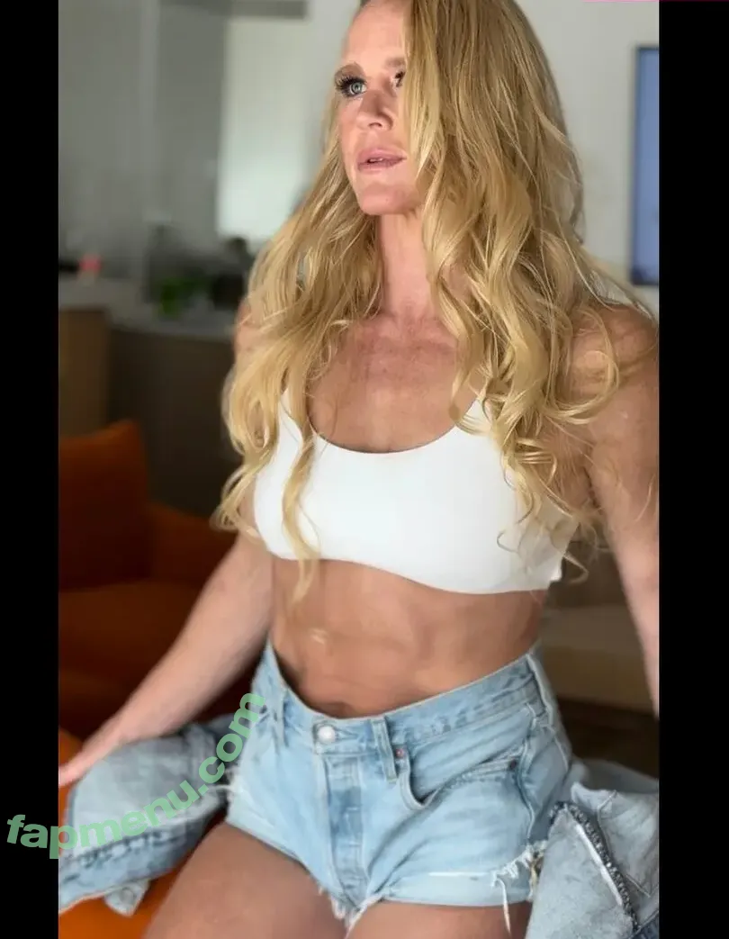 Holly Holm nude photo #0292 (951825052 / hollyholm)