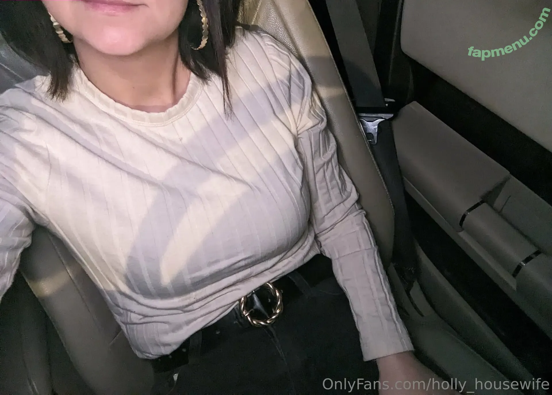 holly_housewife nude photo #0018 (hollythehousewife)