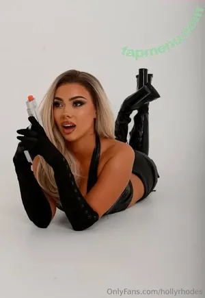 Holly Rhodes / hollyrhodes / itshollyrhodes nude photo #0042