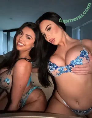 Holly Rhodes / hollyrhodes / itshollyrhodes nude photo #0084