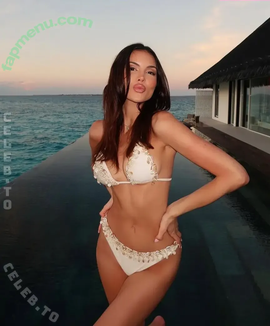 Holly Scarfone nude photo #0089 (hollyscarfone / hollyscarfoneofficial)