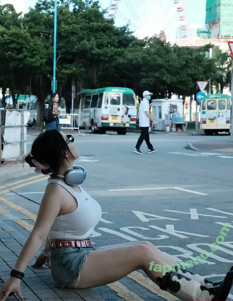 holly_shu_ nude photo #0077 (holly_shu_)