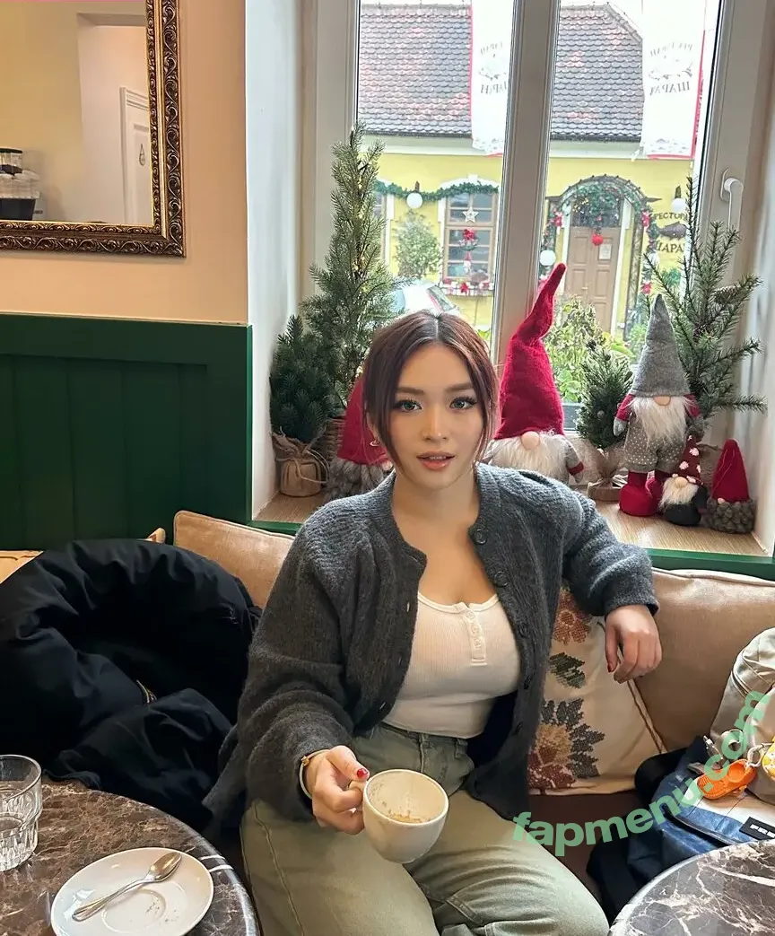 holly_shu_ nude photo #0086 (holly_shu_)