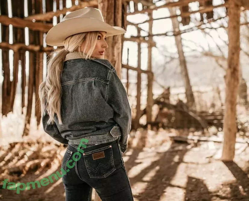 Holly Stocks nude photo #0010 (holly_stocks_ / hollystarkk)