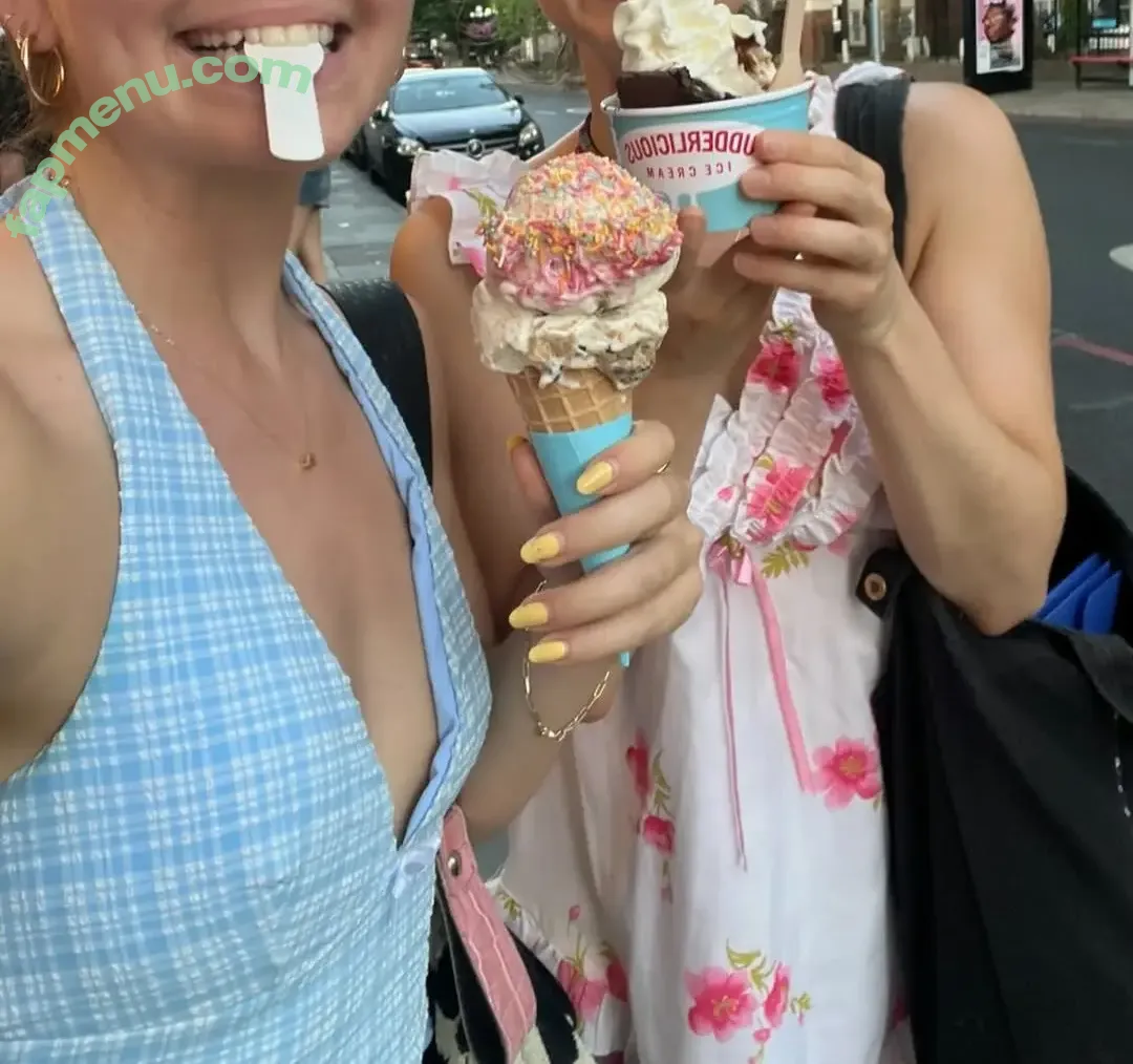 Holly Taylor nude photo #0144 (actress / holly_taylor / hollytaylor97 / lilydarling)