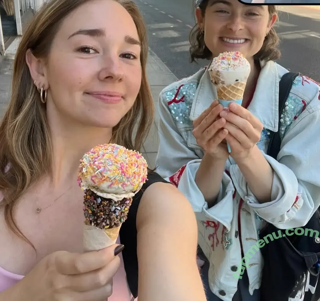 Holly Taylor nude photo #0146 (actress / holly_taylor / hollytaylor97 / lilydarling)