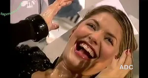 Holly Willoughby / hollywilloughby nude photo #0717