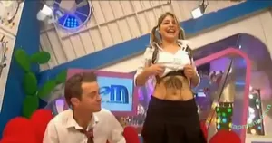 Holly Willoughby / hollywilloughby nude photo #0726
