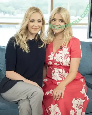 Holly Willoughby / hollywilloughby nude photo #0755