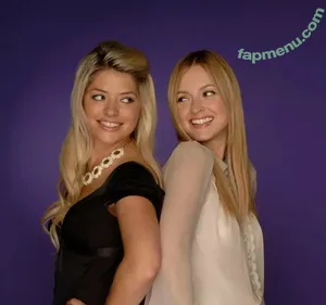 Holly Willoughby / hollywilloughby nude photo #0757