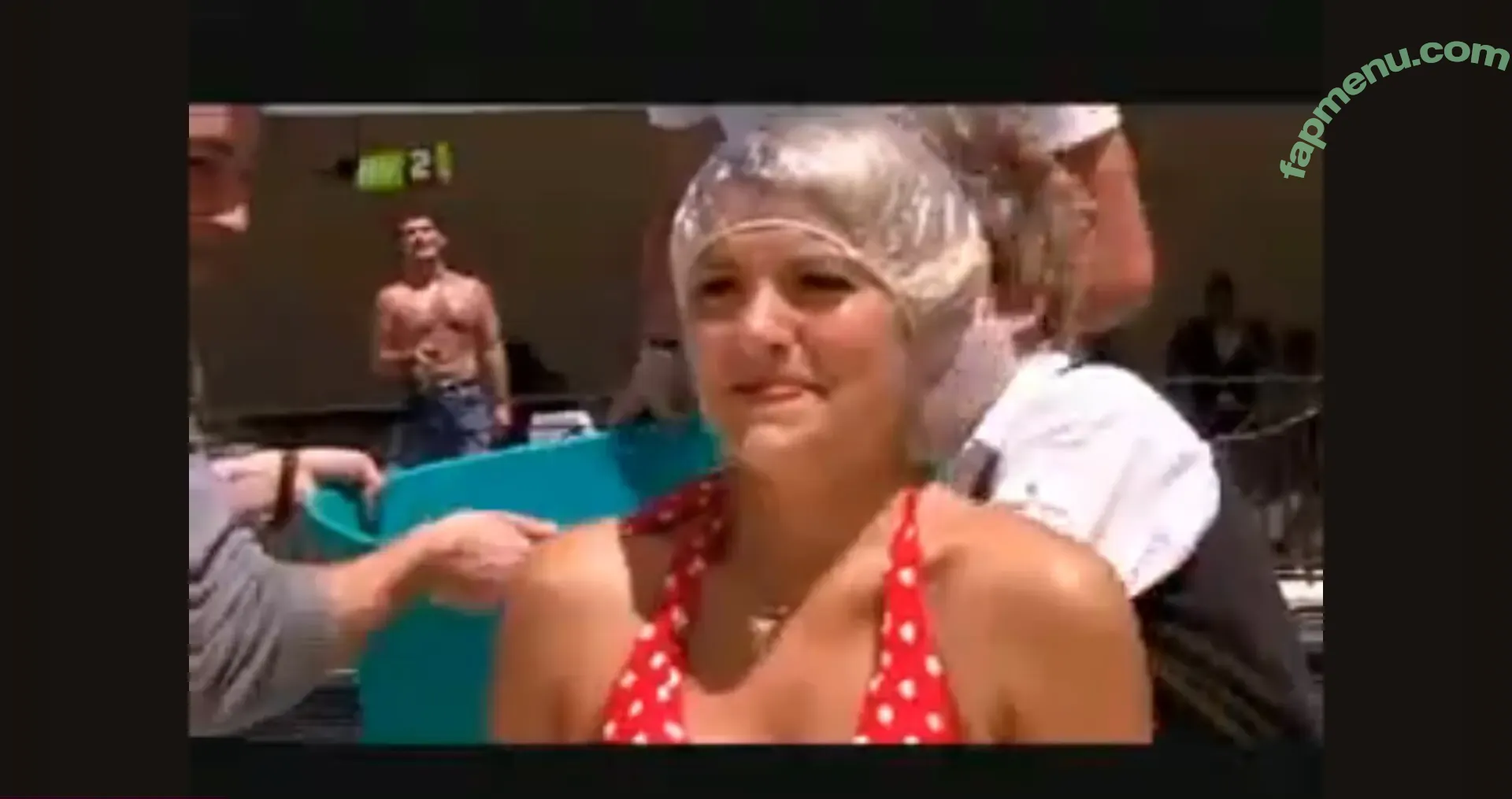 Holly Willoughby nude photo #0775 (hollywilloughby)