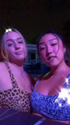 Holly Youpa / holly73103471 / hollyyoupa nude photo #0009