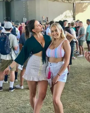 Holly Youpa / holly73103471 / hollyyoupa nude photo #0027