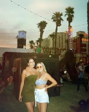 Holly Youpa / holly73103471 / hollyyoupa nude photo #0029