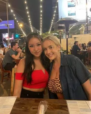 Holly Youpa / holly73103471 / hollyyoupa nude photo #0039