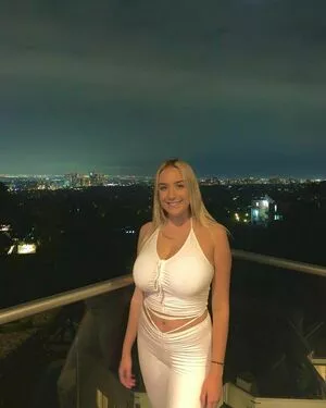 Holly Youpa / holly73103471 / hollyyoupa nude photo #0046