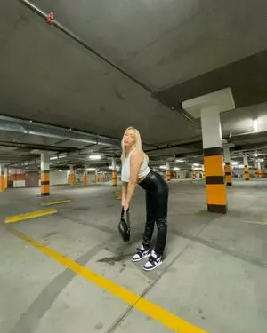 Holly Youpa / holly73103471 / hollyyoupa nude photo #0050