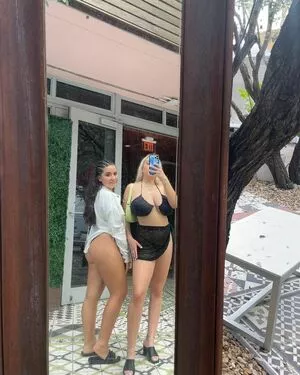 Holly Youpa / holly73103471 / hollyyoupa nude photo #0059