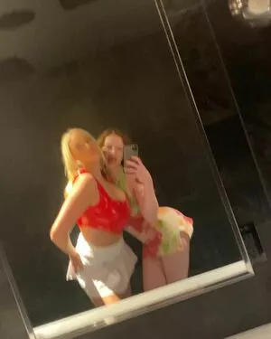 Holly Youpa / holly73103471 / hollyyoupa nude photo #0077