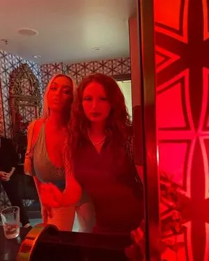 Holly Youpa / holly73103471 / hollyyoupa nude photo #0078