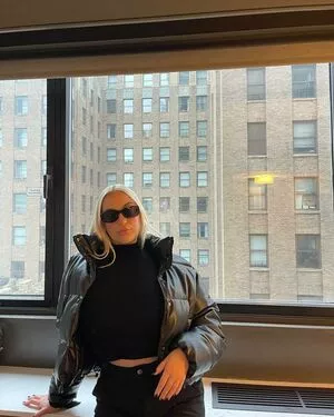 Holly Youpa / holly73103471 / hollyyoupa nude photo #0079