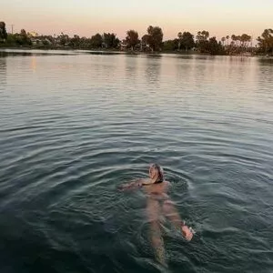 Holly Youpa / holly73103471 / hollyyoupa nude photo #0098