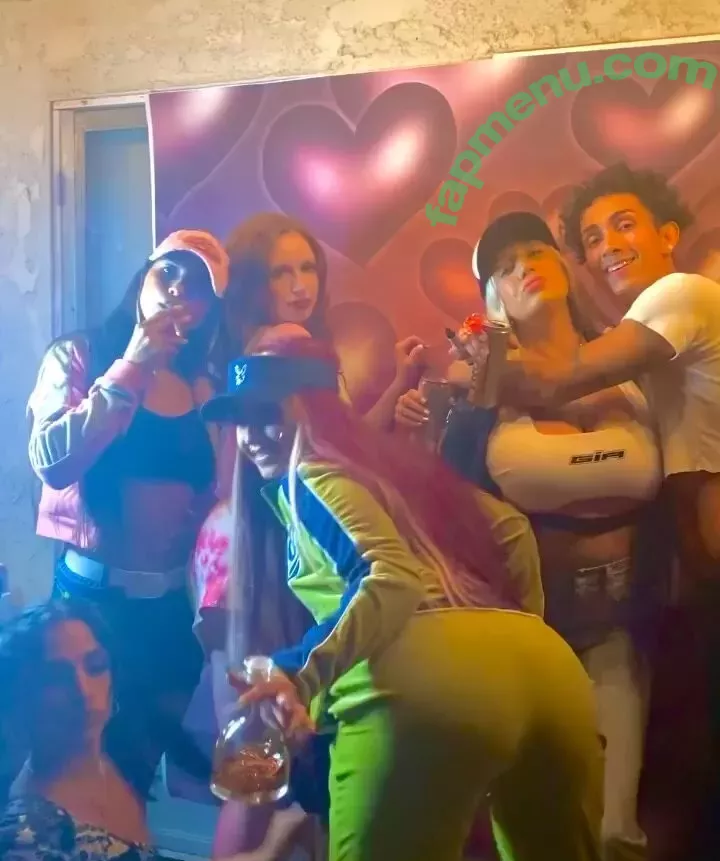 Holly Youpa nude photo #0005 (holly73103471 / hollyyoupa)