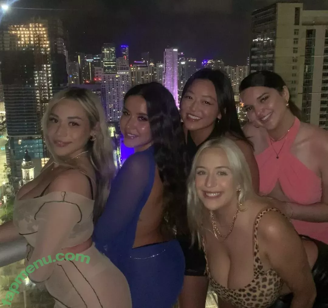 Holly Youpa nude photo #0058 (holly73103471 / hollyyoupa)