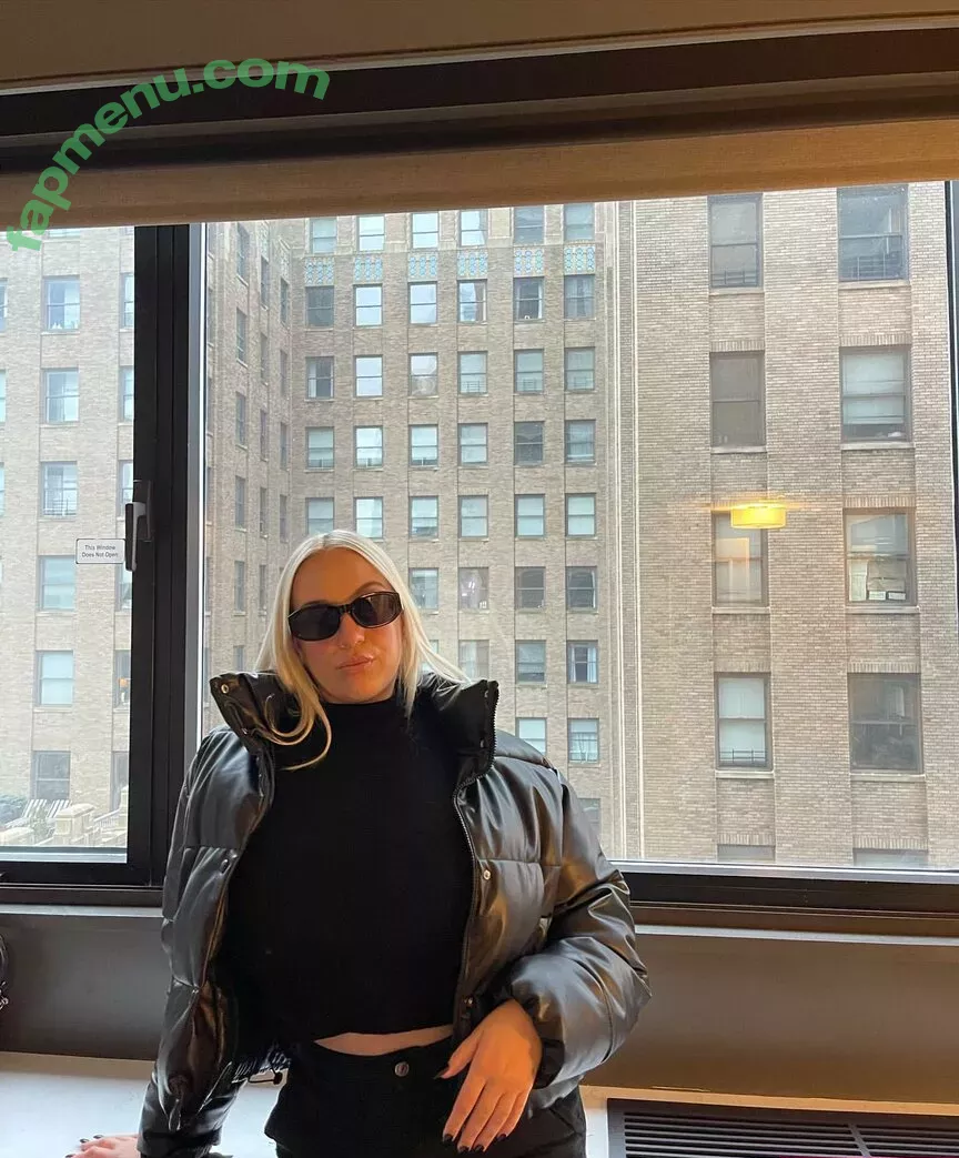 Holly Youpa nude photo #0079 (holly73103471 / hollyyoupa)