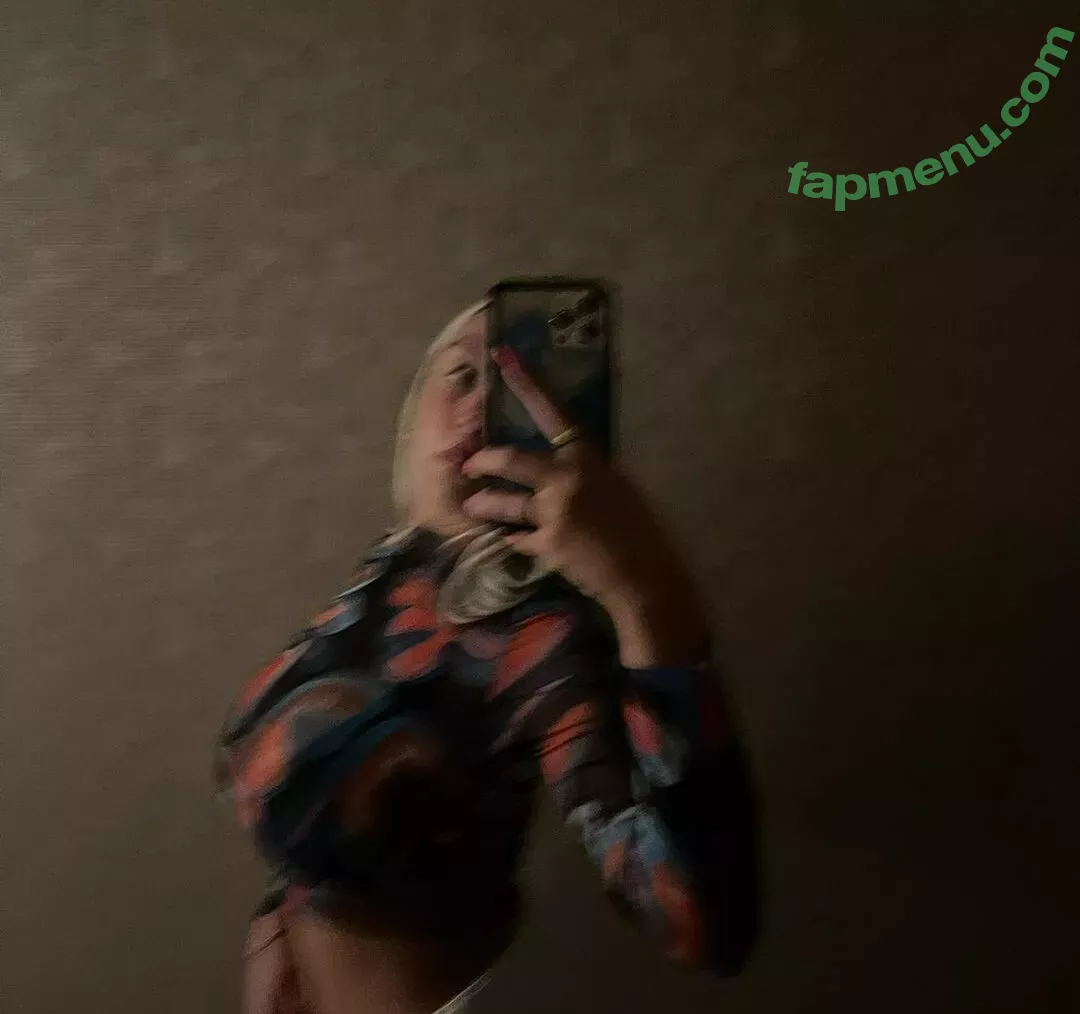 Holly Youpa nude photo #0094 (holly73103471 / hollyyoupa)