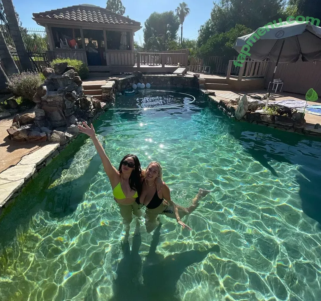 Holly Youpa nude photo #0095 (holly73103471 / hollyyoupa)