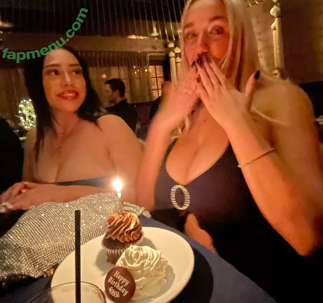 Holly Youpa nude photo #0134 (holly73103471 / hollyyoupa)