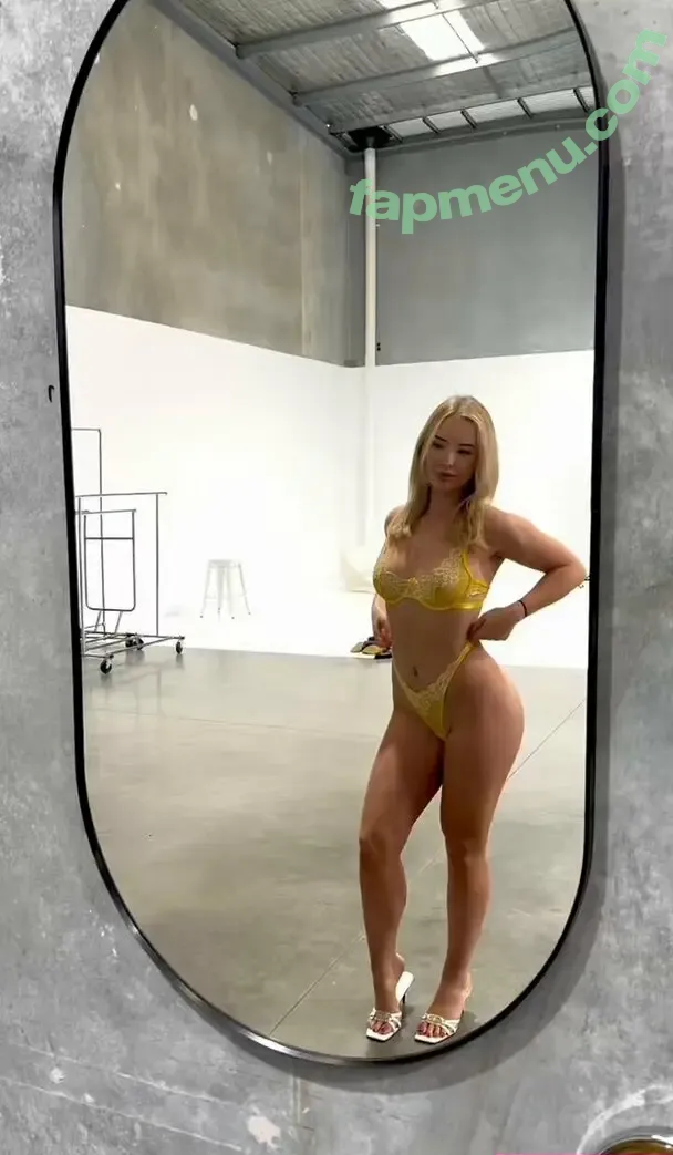 Hollybubba nude photo #0002 (Xkate.h)