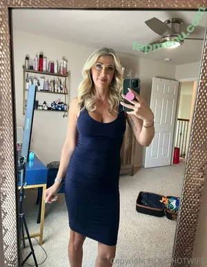 hollyhotwife / hollyhotwifejones nude photo #0166