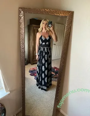 hollyhotwife / hollyhotwifejones nude photo #0173