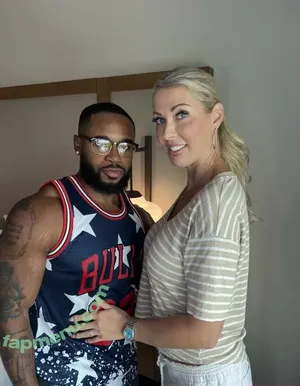 hollyhotwife / hollyhotwifejones nude photo #0249