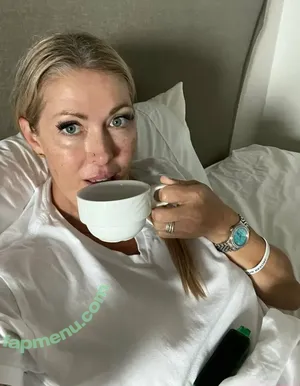 hollyhotwife / hollyhotwifejones nude photo #0272