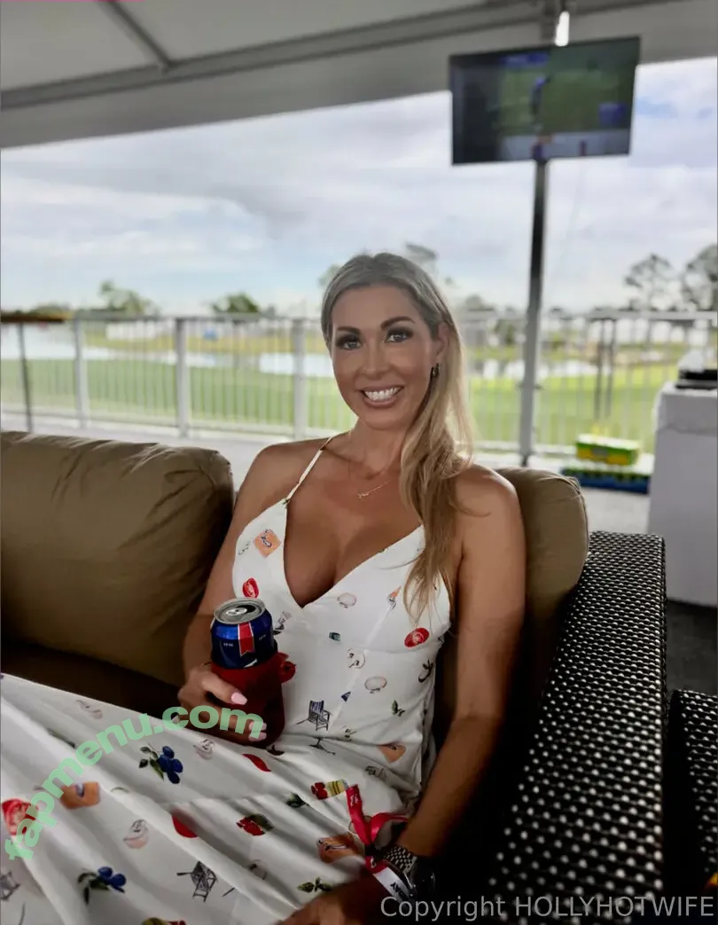 hollyhotwife nude photo #0087 (hollyhotwifejones)