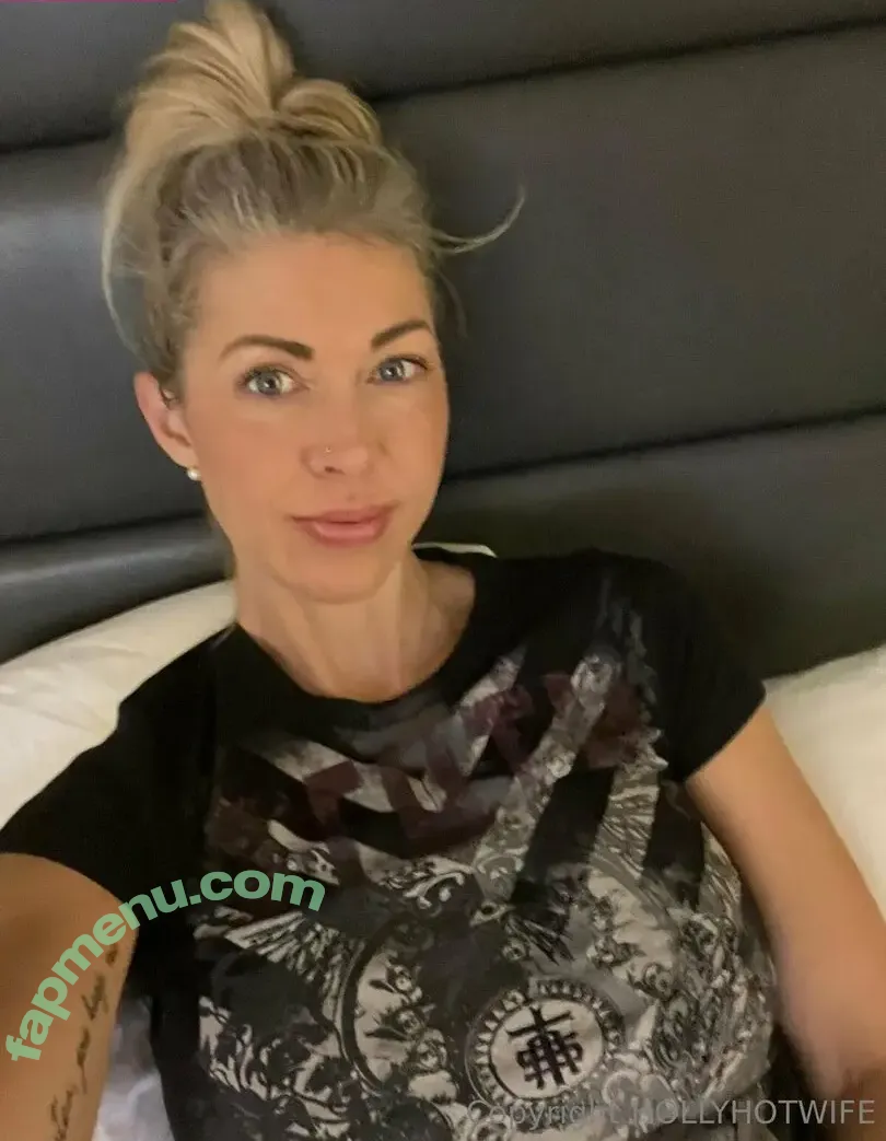 hollyhotwife nude photo #0142 (hollyhotwifejones)