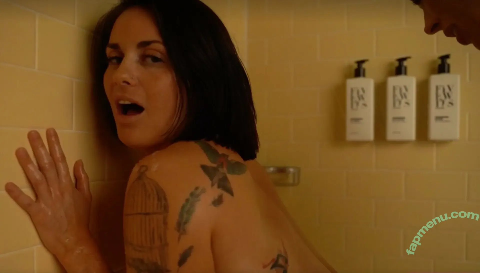 hollyhotwife nude photo #0263 (hollyhotwifejones)