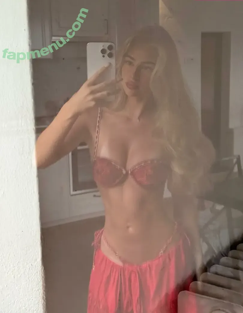 hollyjai nude photo #0082 (hollyjay_nz)