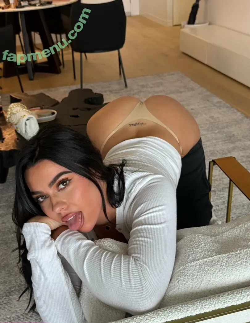 hollyrhodes nude photo #0065 (itshollyrhodes)