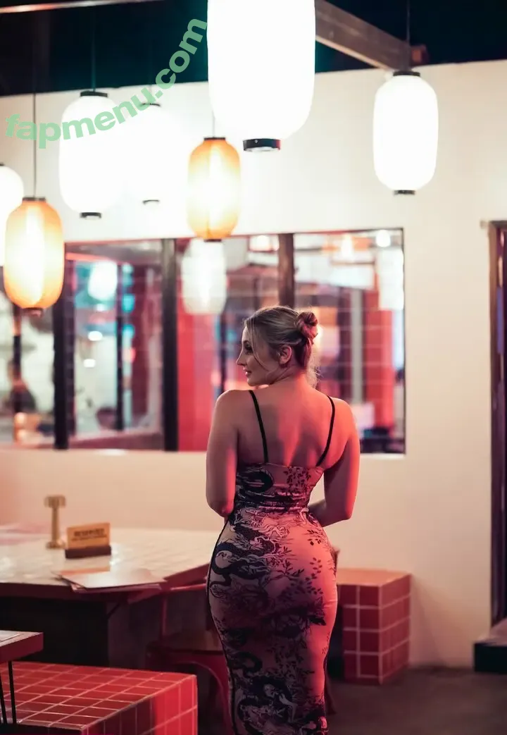 Hollytwolf nude photo #0066 (Hollytwolf)