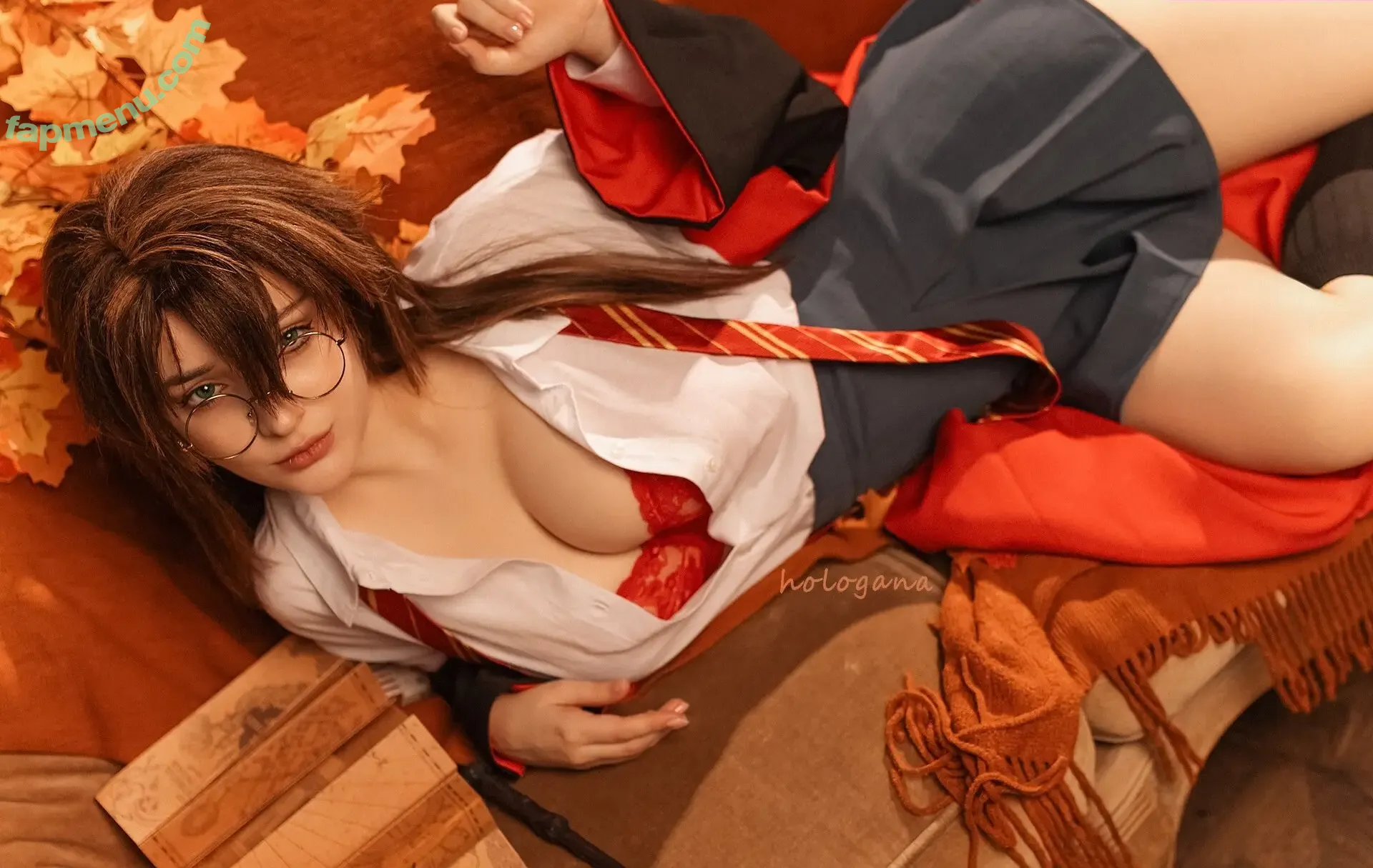 Hologana nude photo #1059 (hologanas)