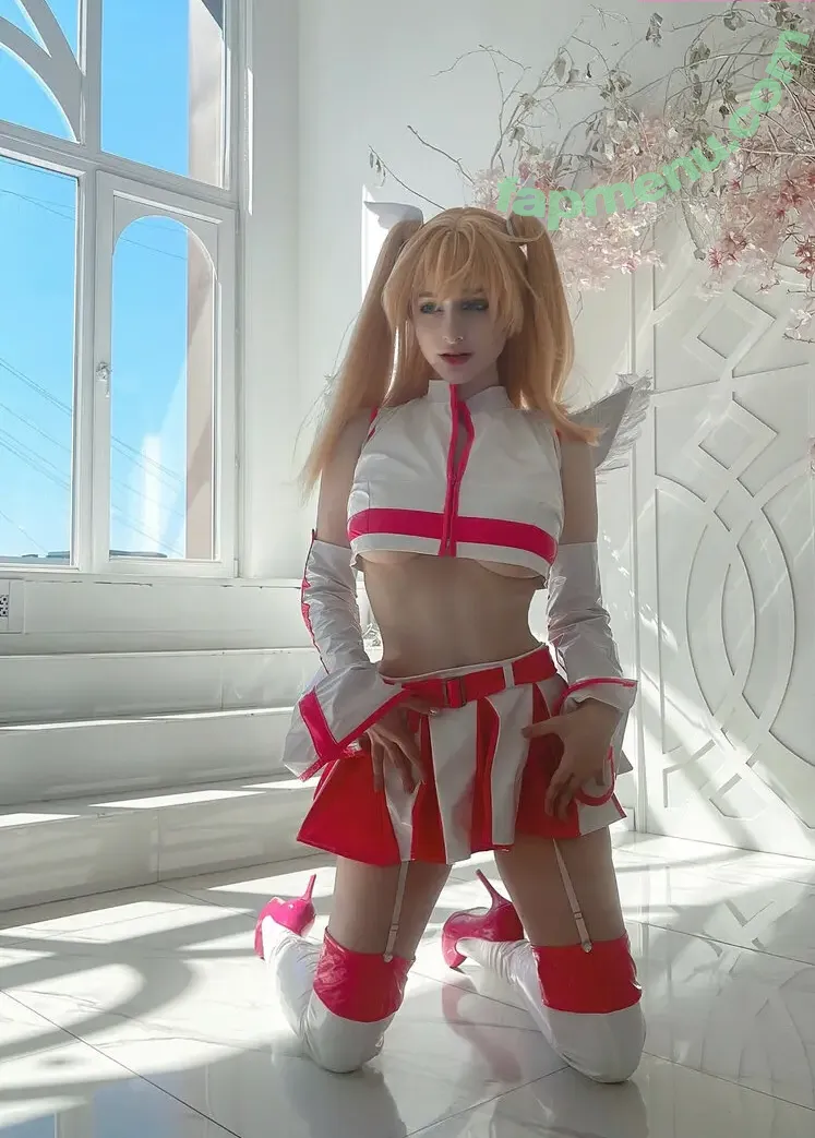 Hologana nude photo #1177 (Hologana)