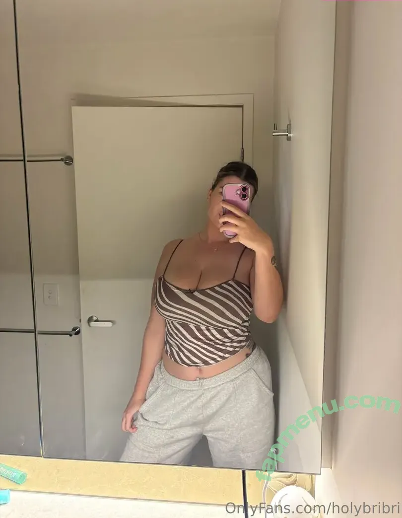 holybribri nude photo #0053 (holybribrii)