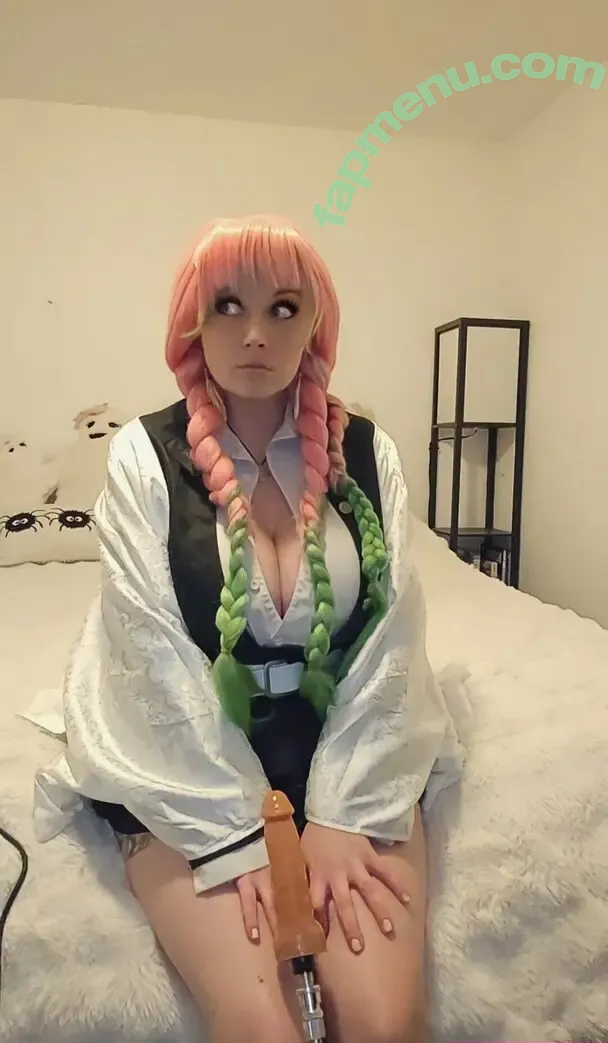 holygaucamoly nude photo #0118 (guacbottom2)